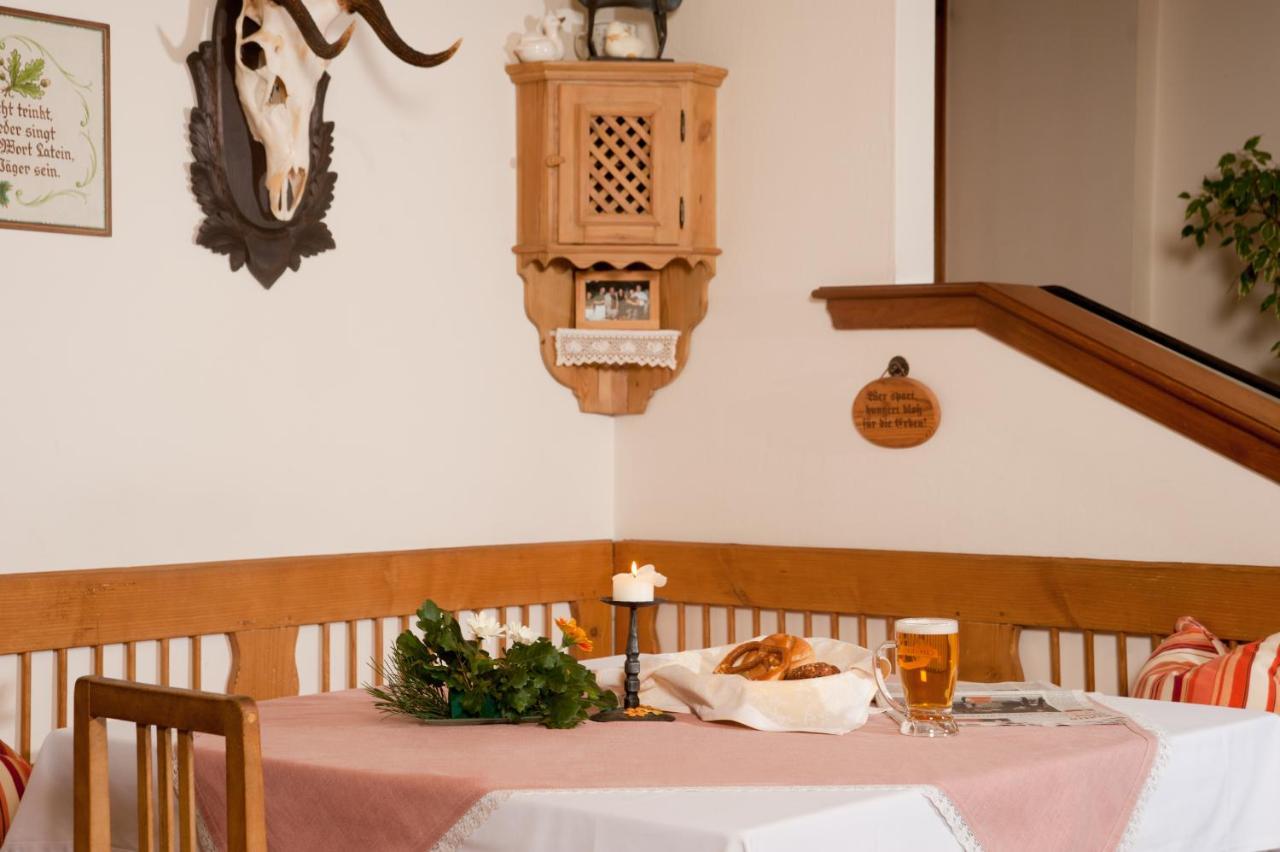 Hubertushof Fromwald Hotel Und Gasthof Bad Fischau Экстерьер фото